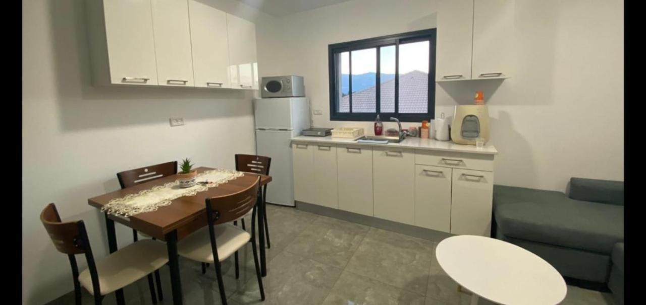 אירוח אריאל Apartment Hagoshrim Ngoại thất bức ảnh